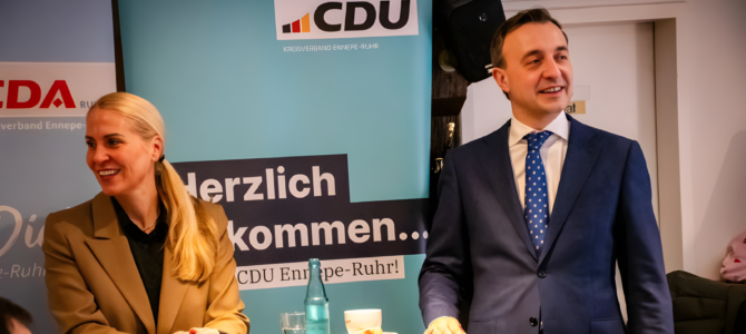 „Kaffee, Kuchen & Klartext“: Paul Ziemiak MdB zu Besuch in der Hattinger Altstadt!